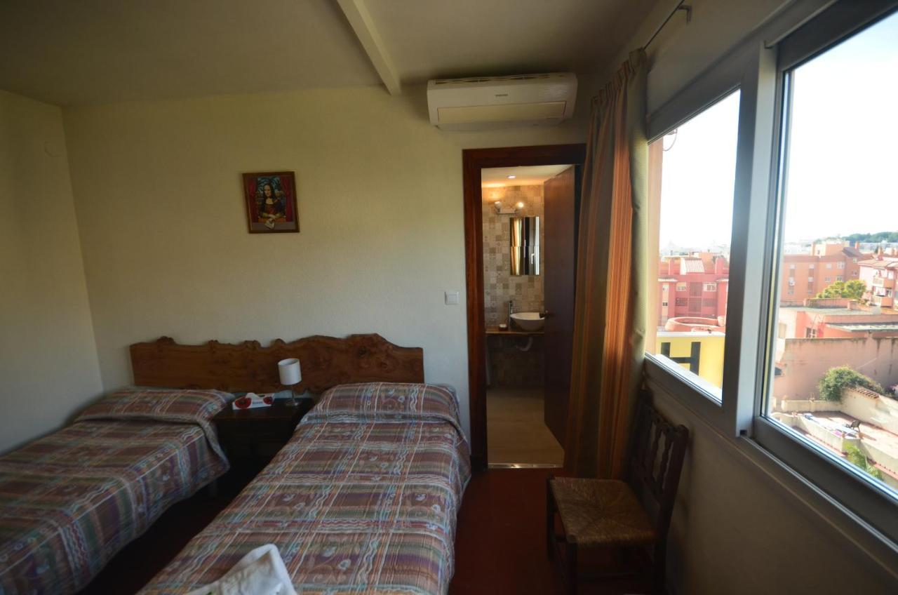 Hostal La Palmera Torremolinos Dış mekan fotoğraf